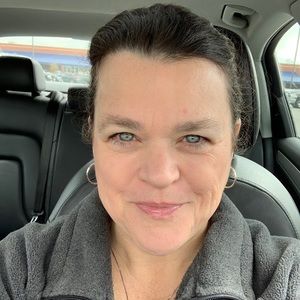 Meet your Posher, Christine